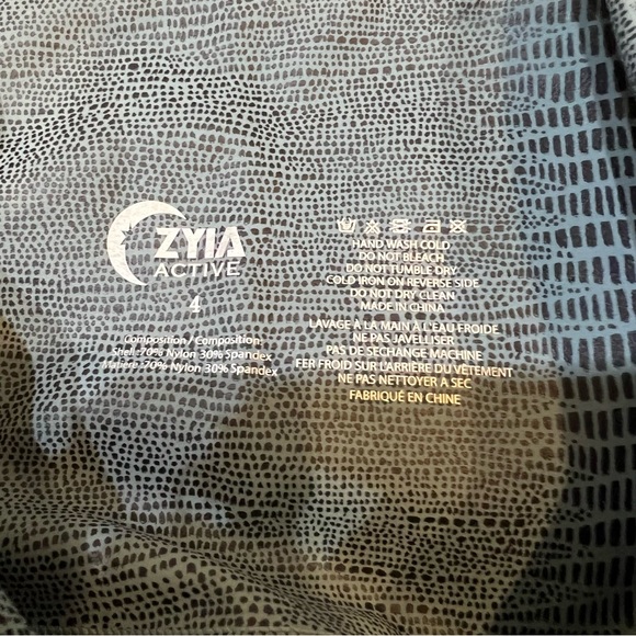 ZYIA Active Blue & Black Python Snakeskin Print Leggings Size 4 - Picture 3 of 3